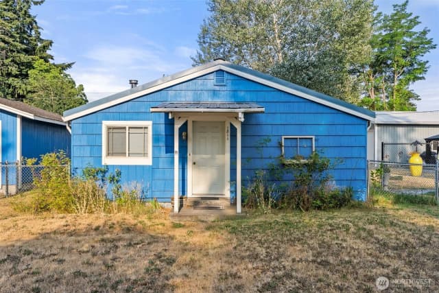 Property photo for 1811 Beach Street, Centralia
