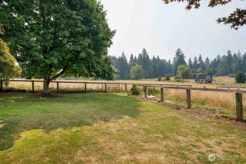 Property photo for 22045 276th Avenue Se, Maple Valley photo 35