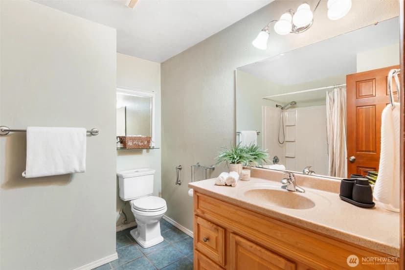 Property photo for 12817 48th Drive Se, Everett photo 19