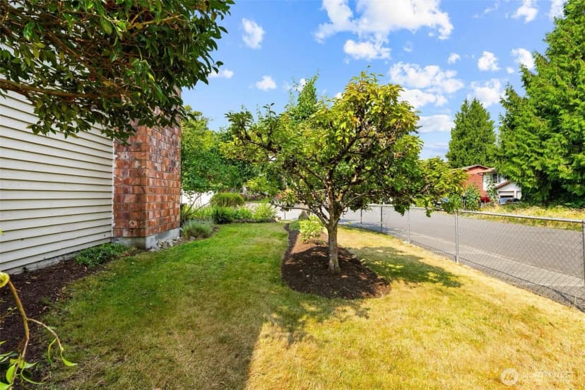 Property photo for 12817 48th Drive Se, Everett photo 34