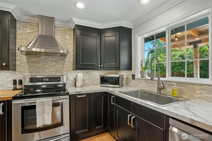 Property photo for 7203 35th Street Nw, Gig Harbor photo 11