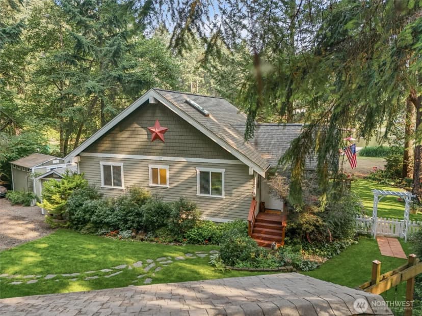 Property photo for 11122 Cole Place, Anderson Island photo 9