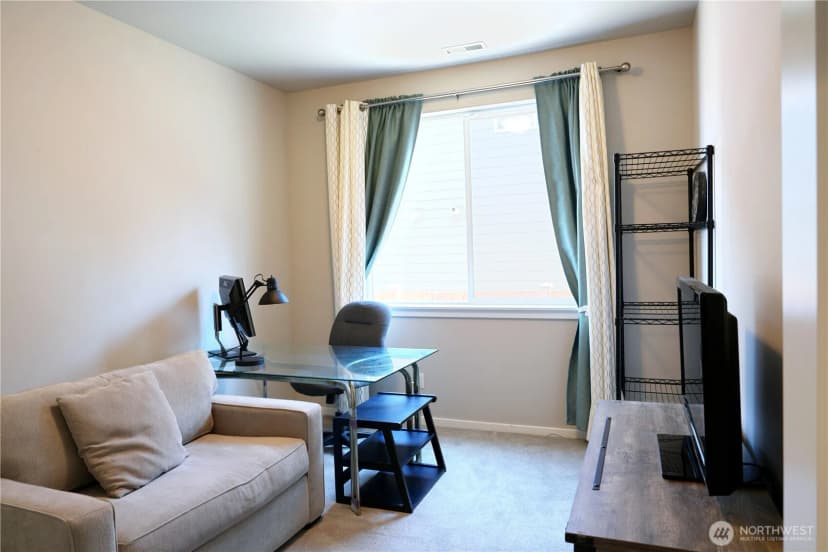 Property photo for 13751 Se 183rd Street, Renton photo 4