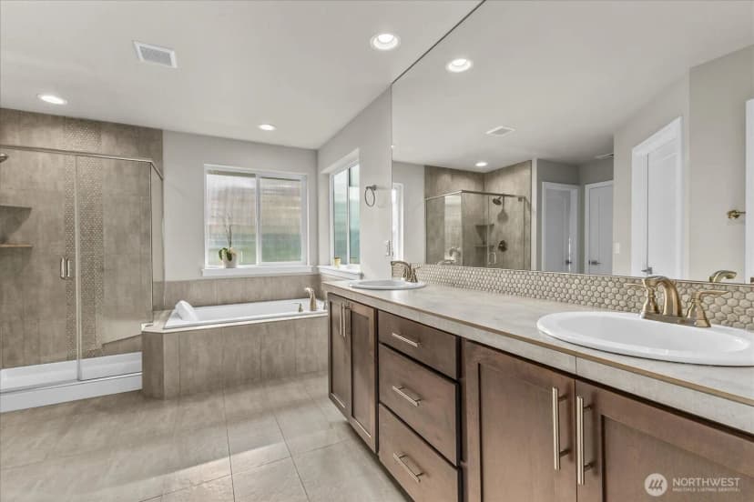 Property photo for 13751 Se 183rd Street, Renton photo 14