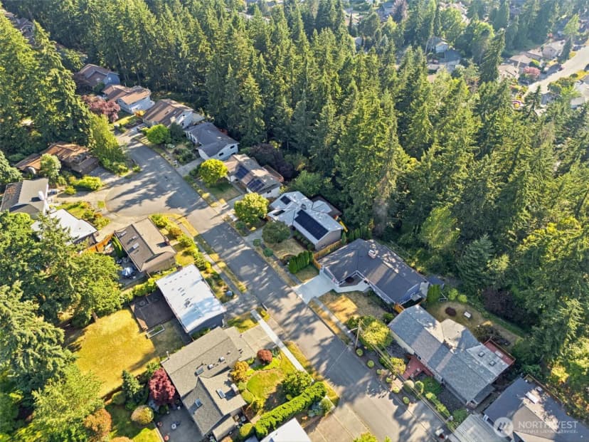 Property photo for 6341 121st Avenue Se, Bellevue photo 40