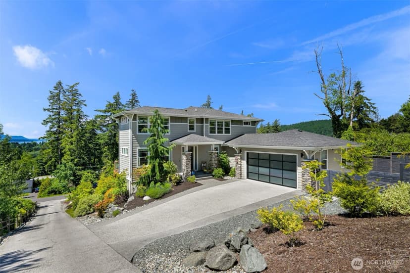 Property photo for 1221 34th Street, Bellingham photo 2