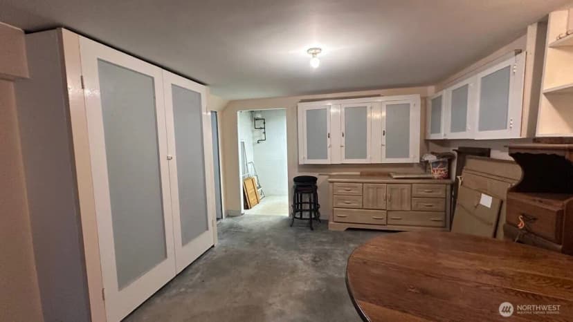 Property photo for 16310 Ashworth Avenue N, Shoreline photo 8
