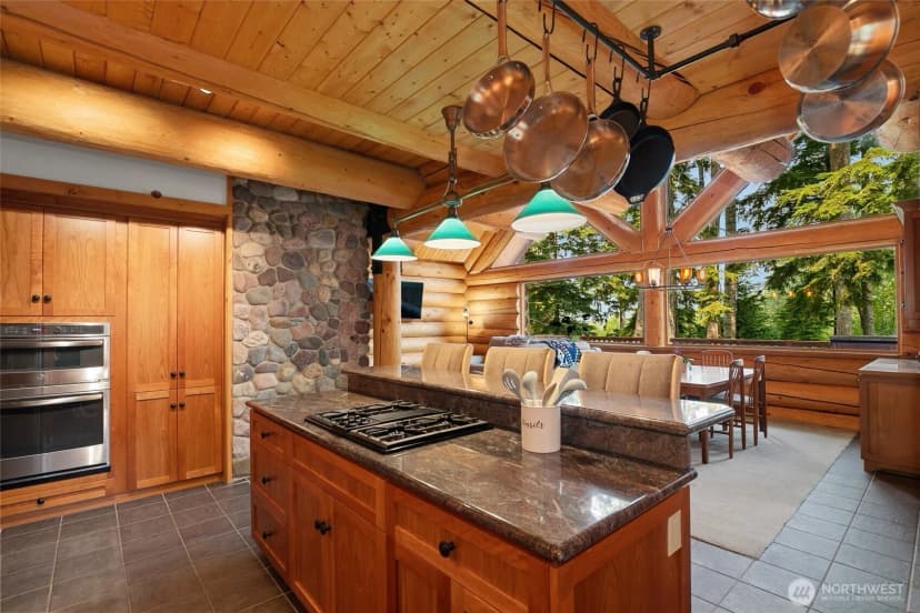 Property photo for 36836 Se 191st Street, Maple Valley photo 9