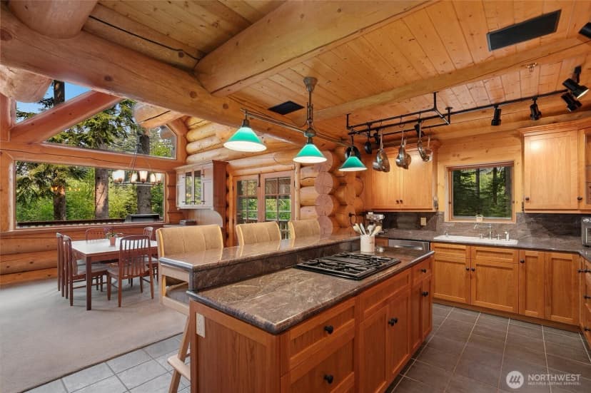 Property photo for 36836 Se 191st Street, Maple Valley photo 11