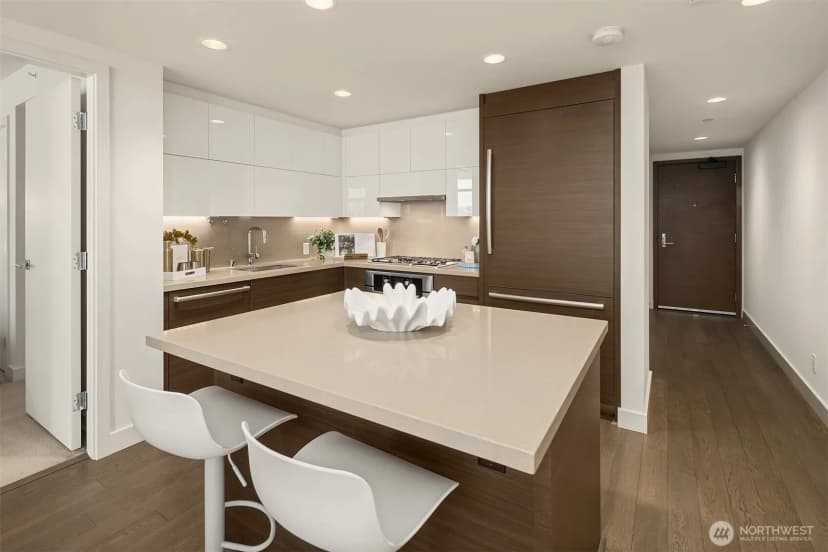 Property photo for 588 Bell Street #2201s, Seattle photo 13