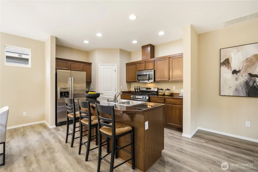 Property photo for 17927 Se 27th Avenue, Bothell photo 11