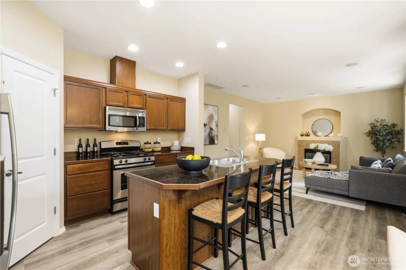 Property photo for 17927 Se 27th Avenue, Bothell photo 13
