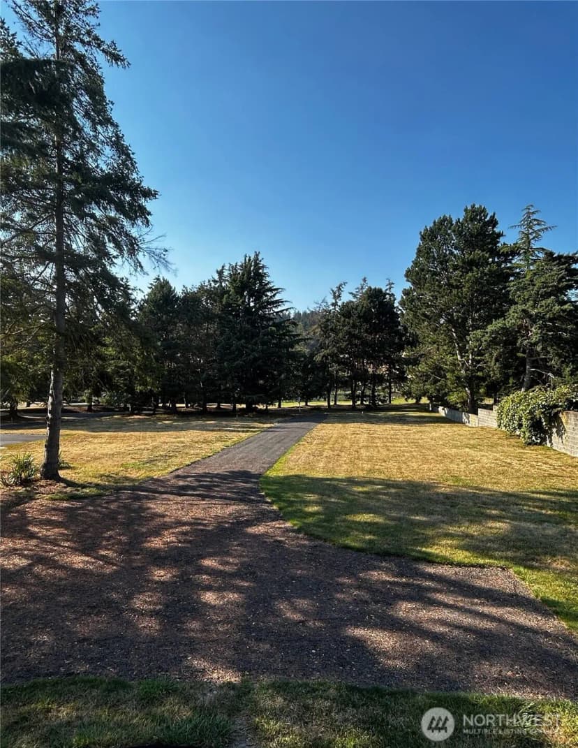Property photo for 1818 Lola Beach Lane, Oak Harbor photo 15