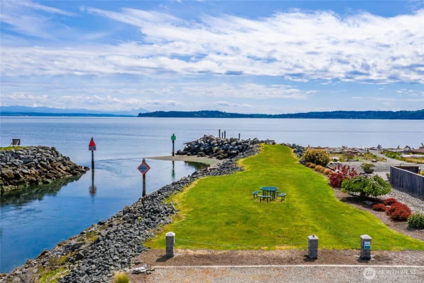 Property photo for 1818 Lola Beach Lane, Oak Harbor photo 40