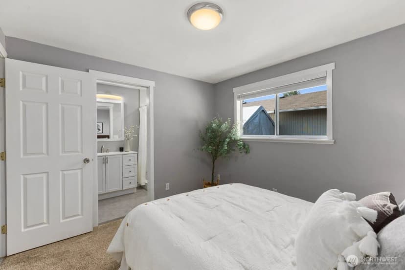Property photo for 9037 Fawcett Avenue, Tacoma photo 17