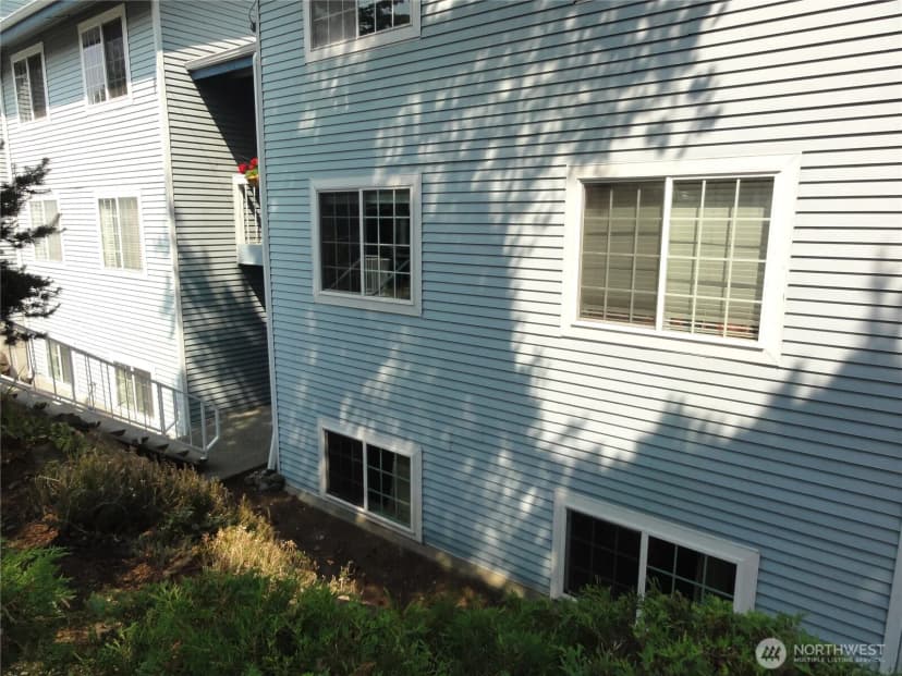 Property photo for 3810 S 158th Street #b8, Tukwila