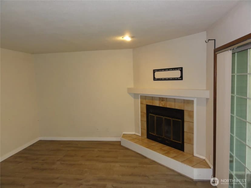 Property photo for 3810 S 158th Street #b8, Tukwila photo 6