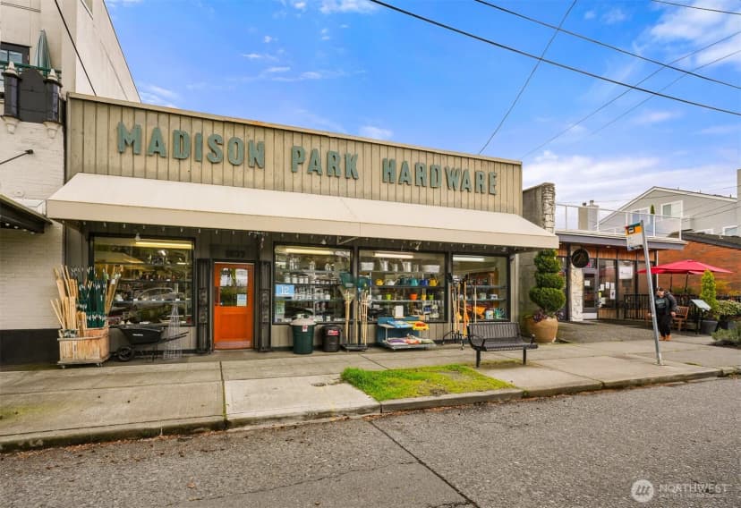 Property photo for 2360 43rd Avenue E #302, Seattle photo 25