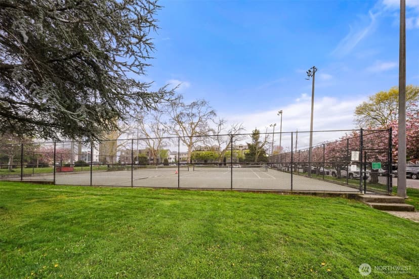Property photo for 2360 43rd Avenue E #302, Seattle photo 22