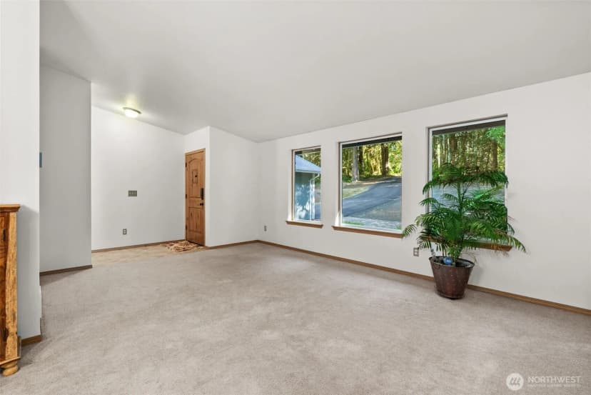 Property photo for 220 E Moore Lane, Shelton photo 13