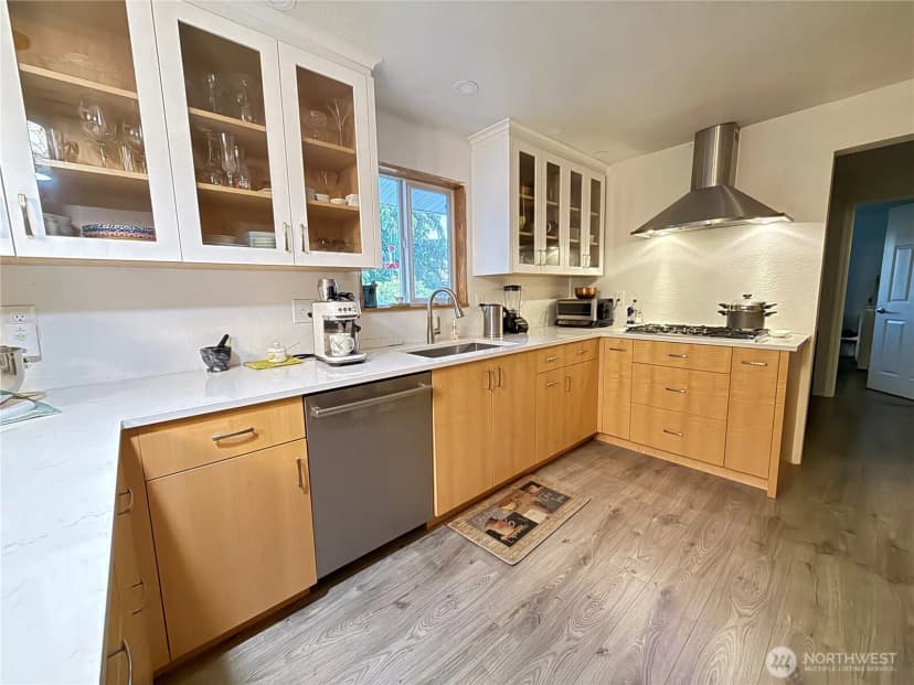 Property photo for 1111 Barr Road, Port Angeles photo 13