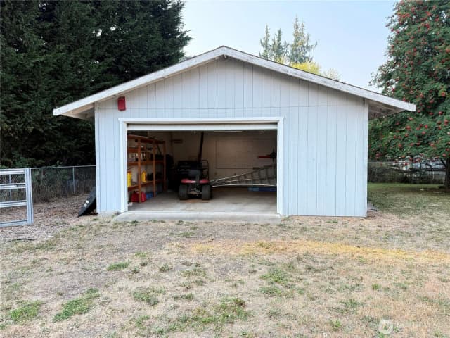 Property photo for 1111 Barr Road, Port Angeles photo 4