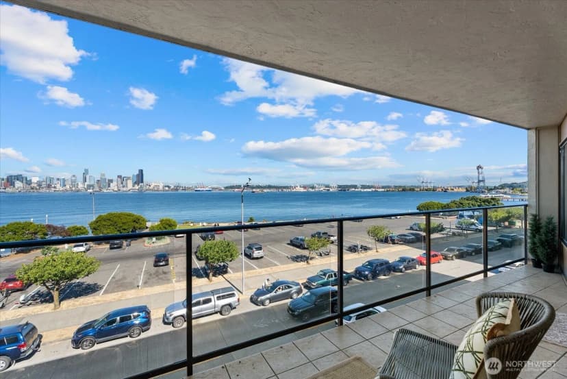 Property photo for 1301 Harbor Avenue Sw #310, Seattle photo 27