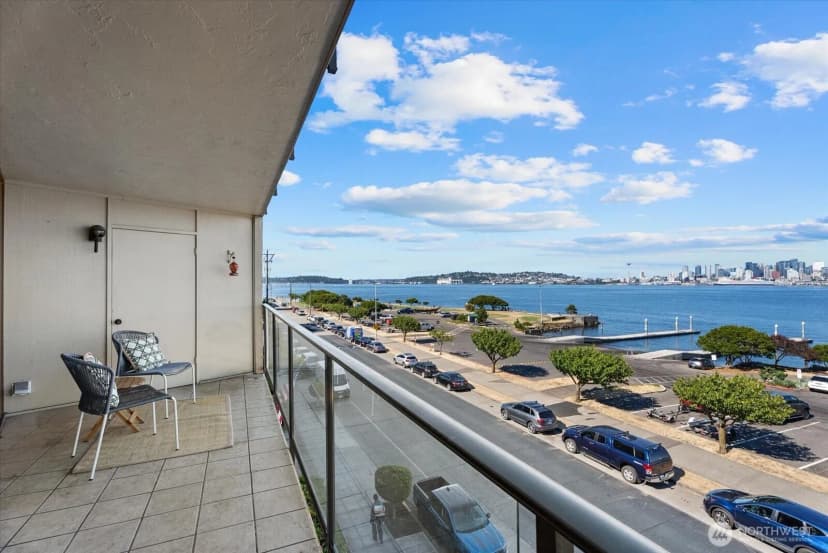Property photo for 1301 Harbor Avenue Sw #310, Seattle photo 26