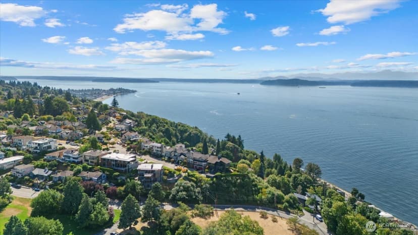 Property photo for 1301 Harbor Avenue Sw #310, Seattle photo 32