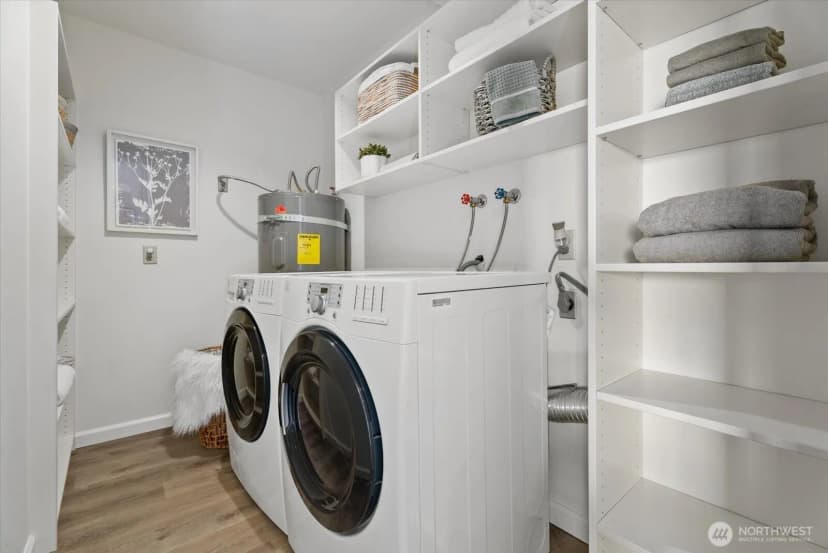 Property photo for 1301 Harbor Avenue Sw #310, Seattle photo 25