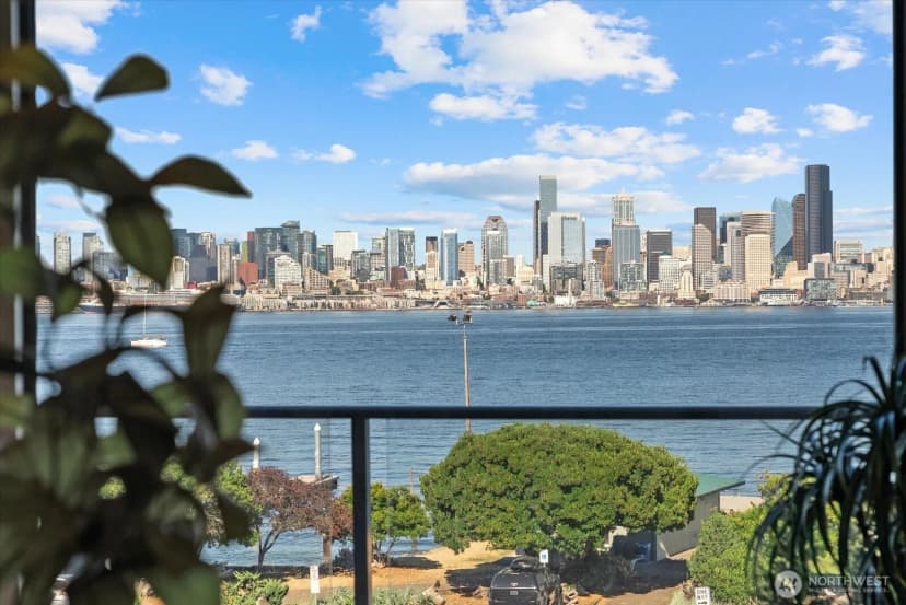 Property photo for 1301 Harbor Avenue Sw #310, Seattle photo 29