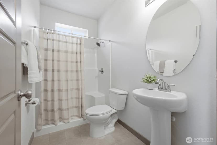 Property photo for 5511 Parquet Way Se, Olympia photo 11