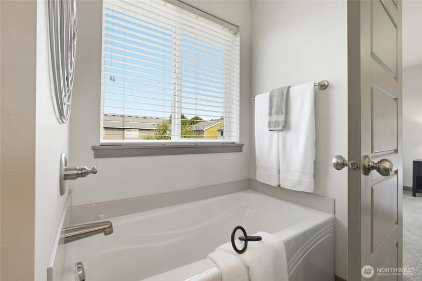 Property photo for 5511 Parquet Way Se, Olympia photo 20