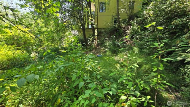 Property photo for 501 33rd Avenue S, Seattle photo 3