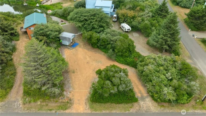 Property photo for 363 Geoduck Loop Sw, Ocean Shores photo 12