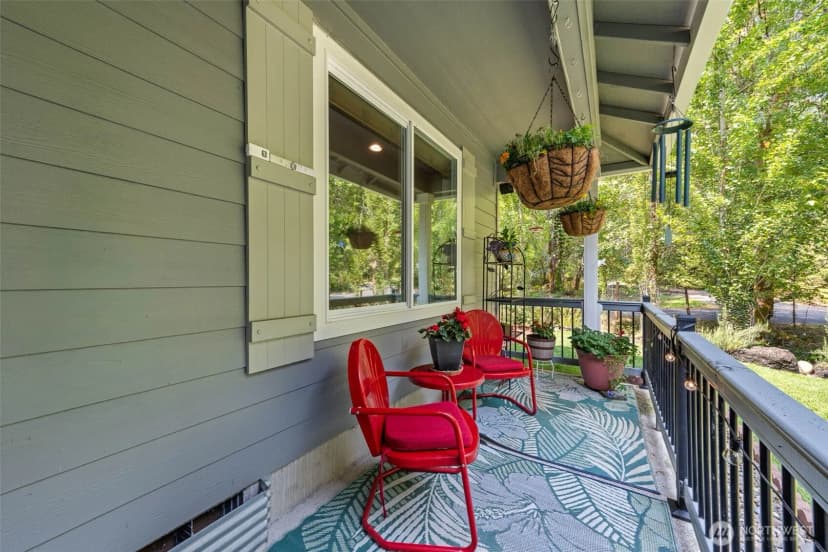 Property photo for 159 E Nantucket Road, Shelton photo 4