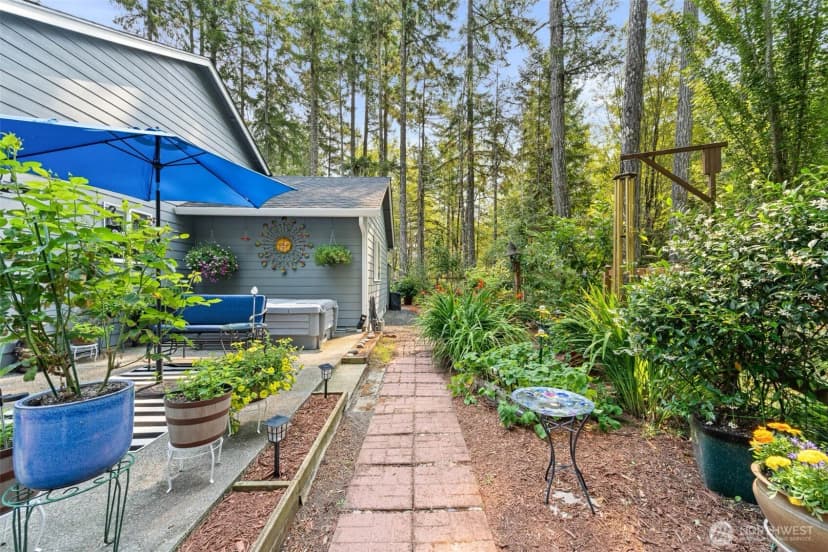 Property photo for 159 E Nantucket Road, Shelton photo 25