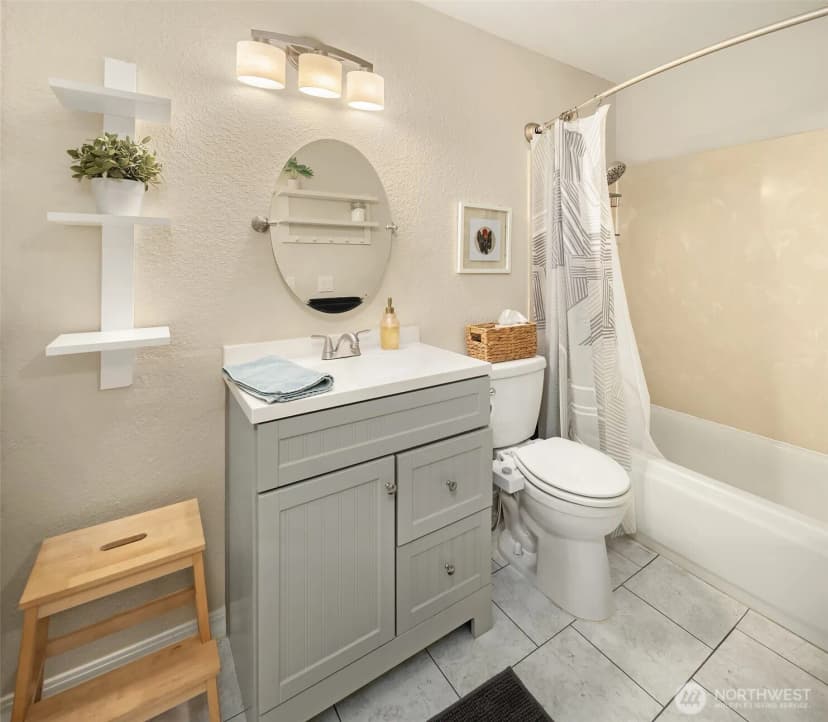 Property photo for 750 N 143rd Street #208, Seattle photo 17