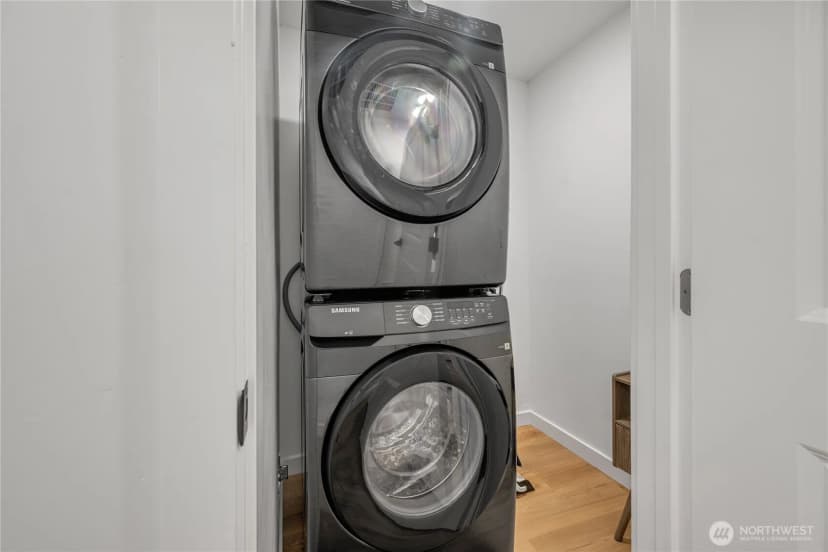 Property photo for 7935 13th Avenue Sw #1, Seattle photo 29