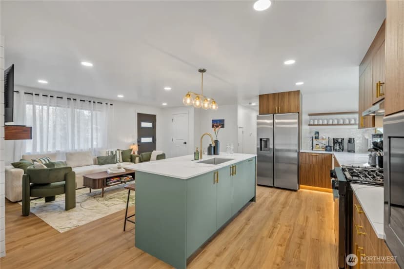 Property photo for 7935 13th Avenue Sw #1, Seattle photo 16