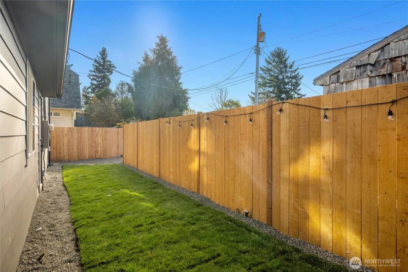 Property photo for 7935 13th Avenue Sw #1, Seattle photo 36