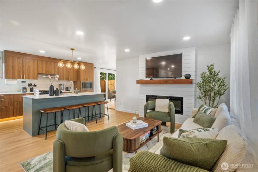 Property photo for 7935 13th Avenue Sw #1, Seattle photo 7