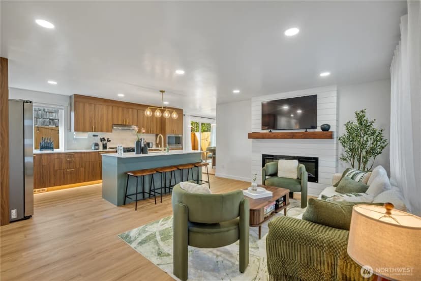Property photo for 7935 13th Avenue Sw #1, Seattle photo 6
