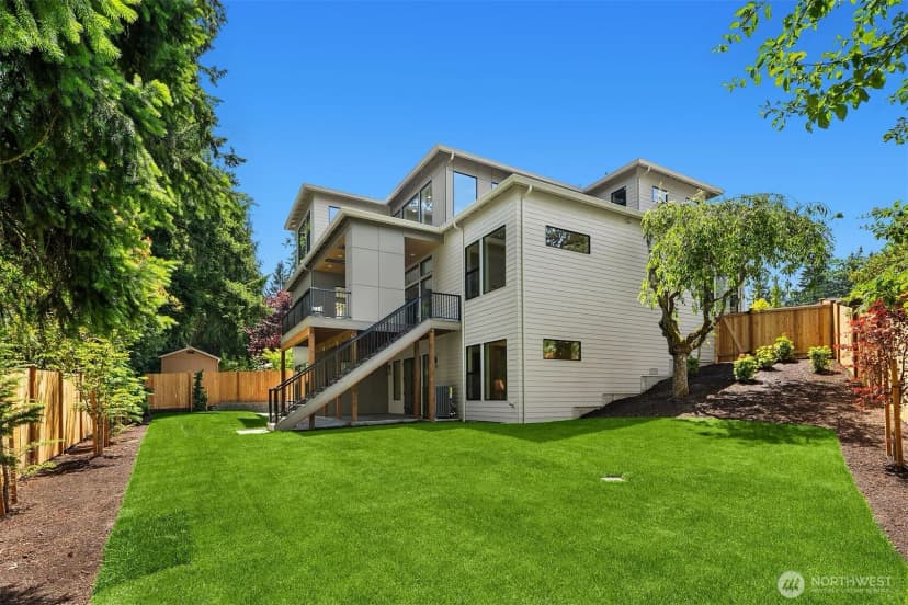 Property photo for 3802 145th Avenue Se, Bellevue photo 29