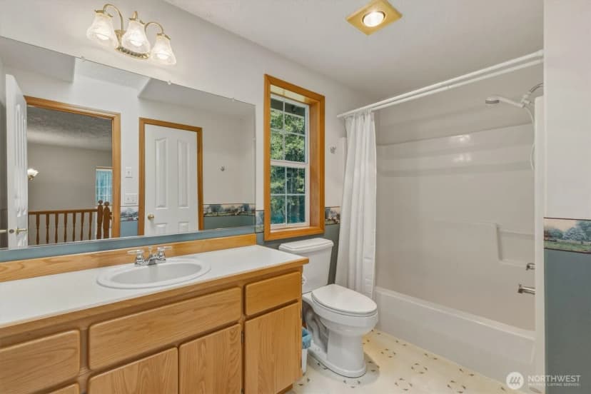 Property photo for 558 Spruce Creek Road, Longview photo 16