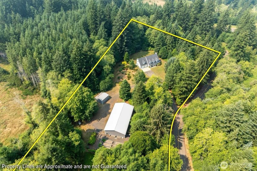 Property photo for 558 Spruce Creek Road, Longview photo 37