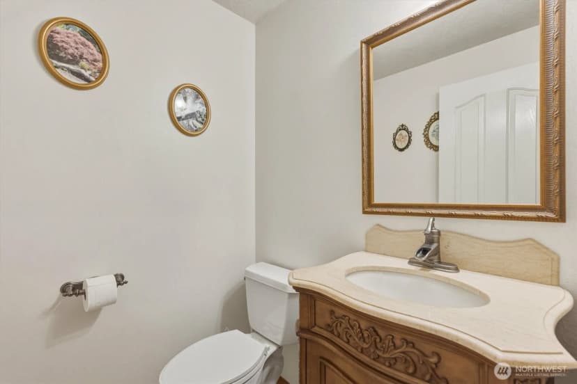 Property photo for 558 Spruce Creek Road, Longview photo 9