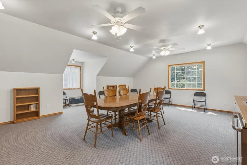 Property photo for 558 Spruce Creek Road, Longview photo 17