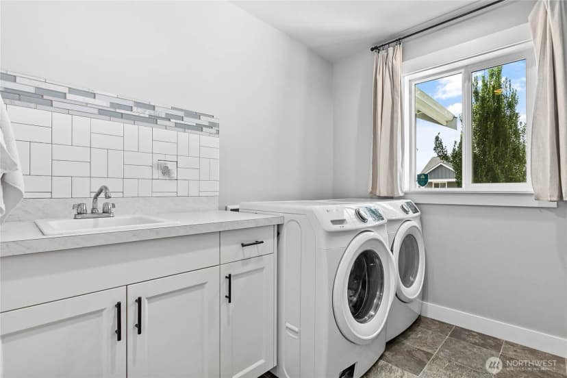 Property photo for 119 Cornerstone Drive, Sumas photo 25
