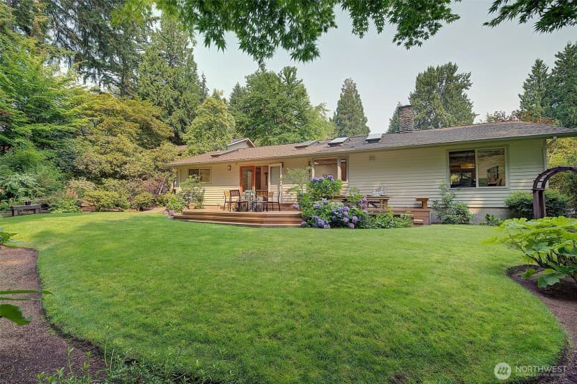 Property photo for 12909 Ne 28th Street, Bellevue photo 31